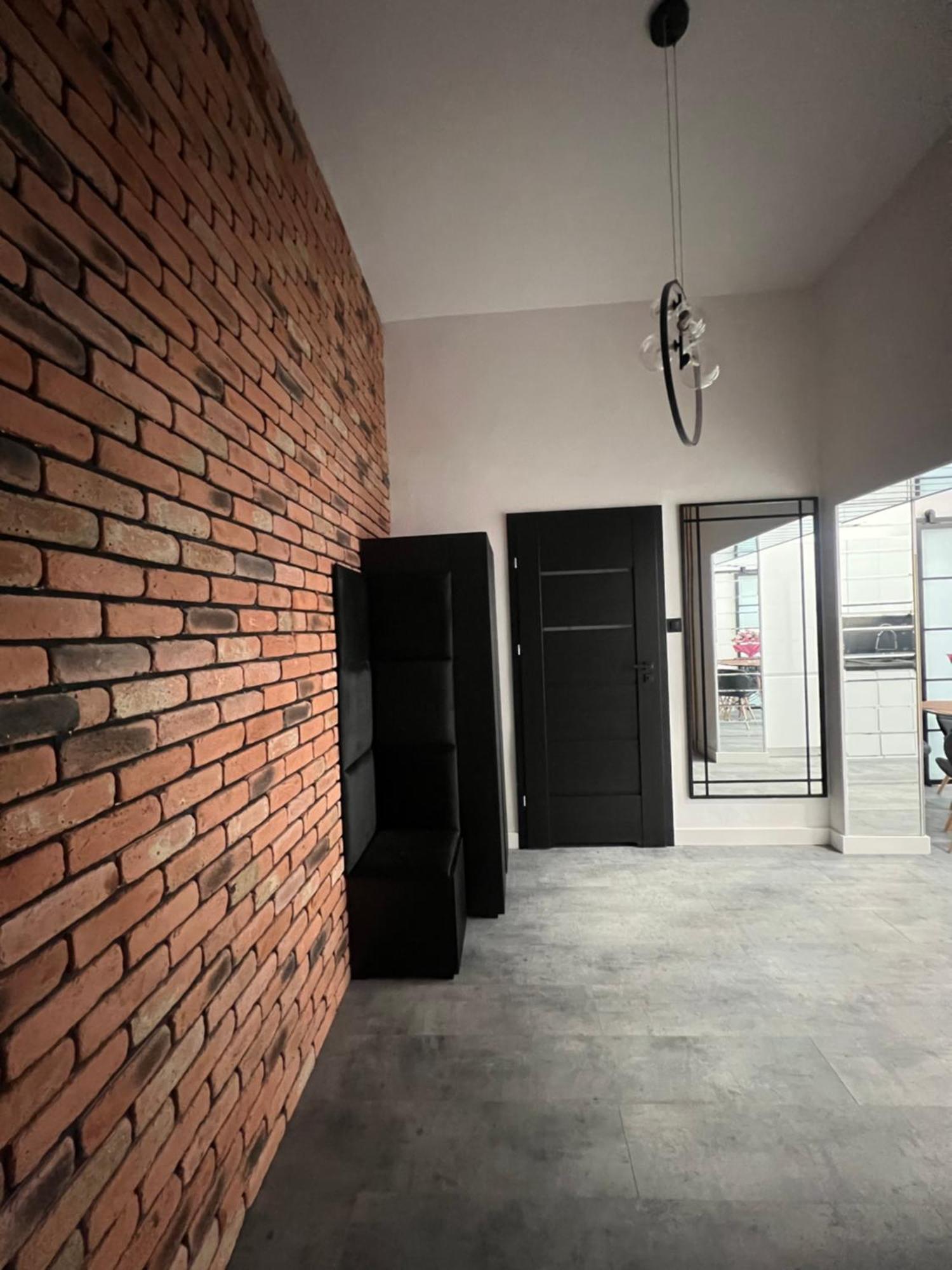 Loft W Centrum Z Jacuzzi Wrocław Eksteriør billede